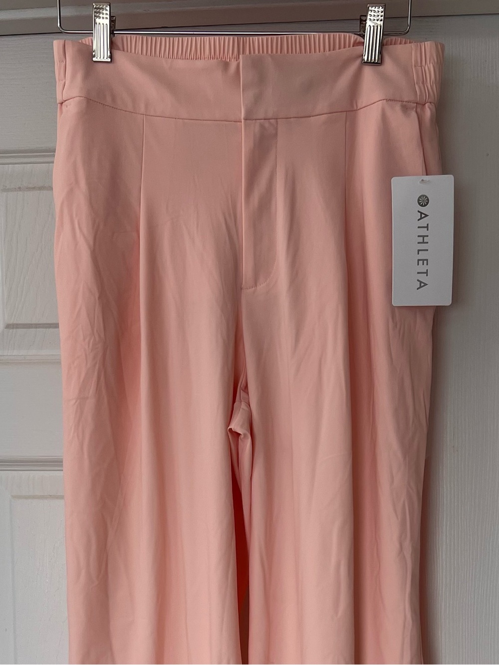 Athleta Pinnacle Pants in Pink Sand
Sz 6
Casual/workday - Picture 8 of 11